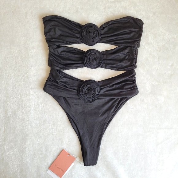 La Reveche Swim | Vesna One piece Black with Cut Outs and Rosebuds - Picture 3 of 10